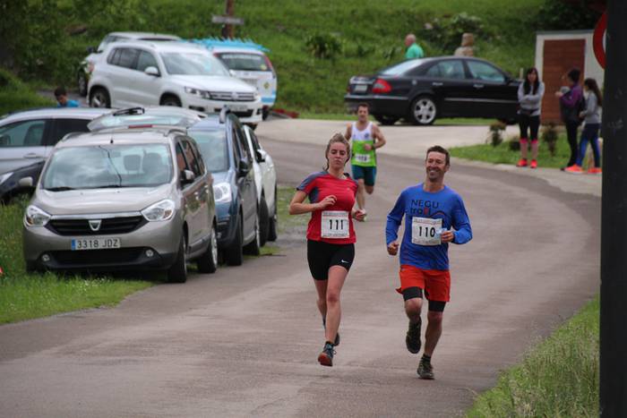 Aitziber Ibarbia eta Julen L 89 1525009382033