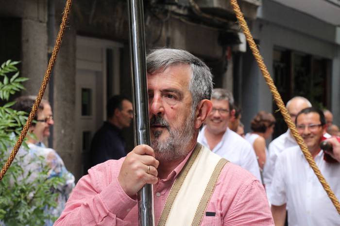 Santuek eta dantzariek poztu 113 1498312814221