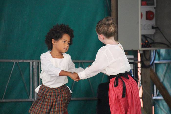 Dantzak bete du plaza 8 1473599743021