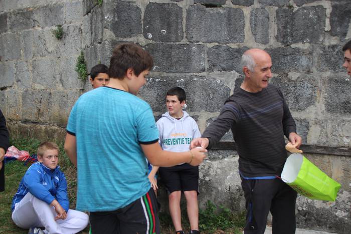 Puzgarriak, pilota eta karta 70 1501614112258