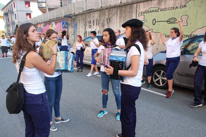 Anoeta jaiak gazte kalejira  14 1497723104474