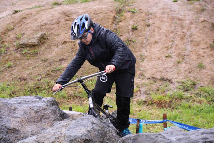 Bi gurpilen gainean  8 1491138423635