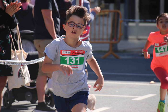 Anoetako haur krosa 39 1529746156557