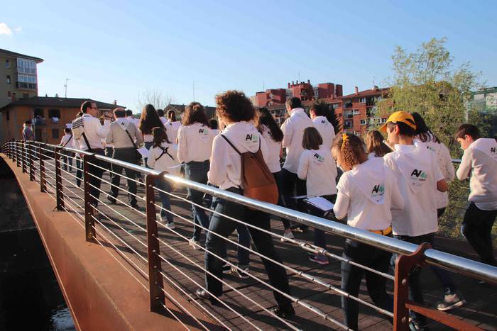 Banda Topaketa AV400Urte 19 1553970398678