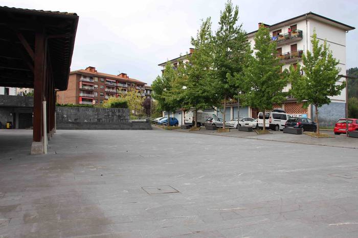 Bi suziri eta bi txistulari 14 1597052739114