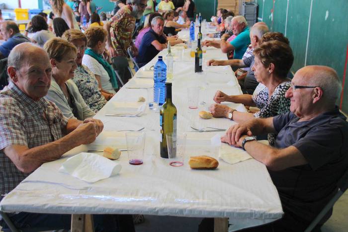 Urteroko otordu jendetsua 6 1561816531911