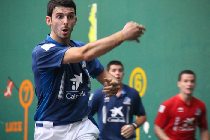 Herriko semea bultzatzen 14 1472060735132