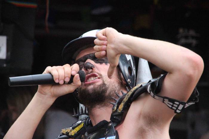 Norberak bere bazkaria, eta  28 1532630851194