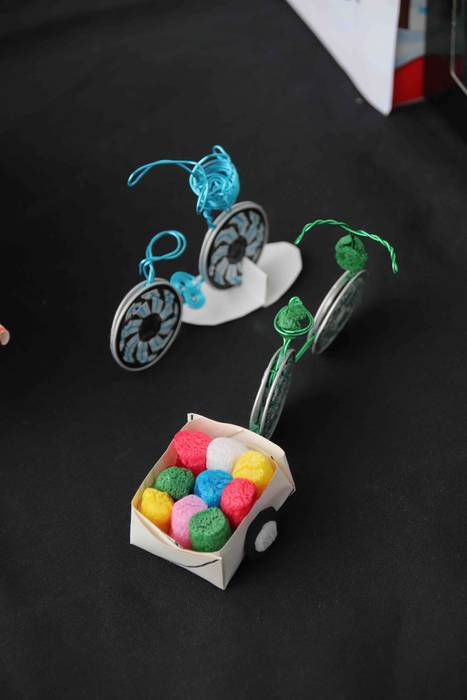 'Munduari itzulia' erakusket 28 1611607027442