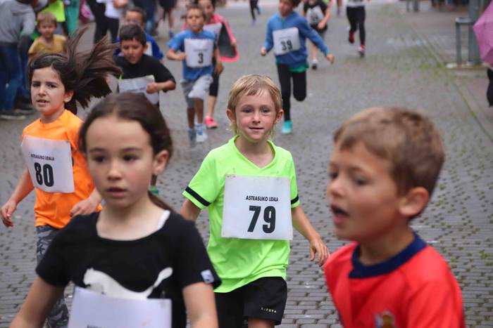 Asteasuko haurrek hasi dute  43 1530188370411