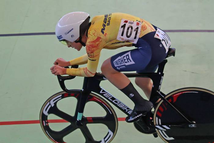 Eukene Larrartek Espainiako Txapelketa irabazi du omniumean