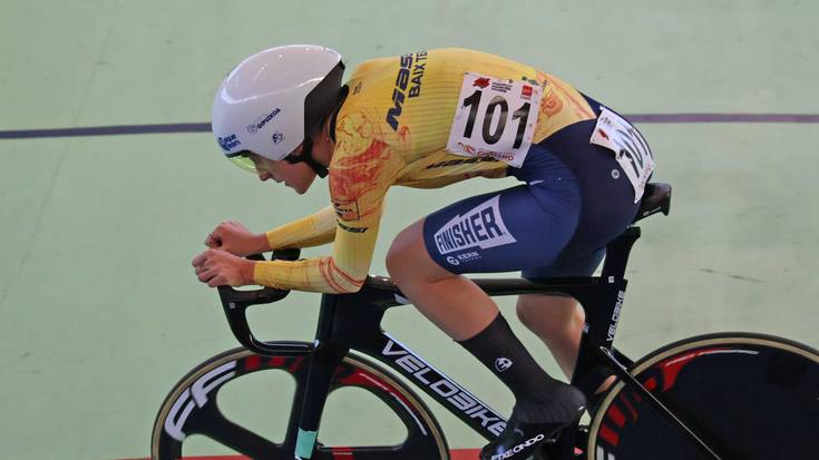 Eukene Larrartek Espainiako Txapelketa irabazi du omniumean