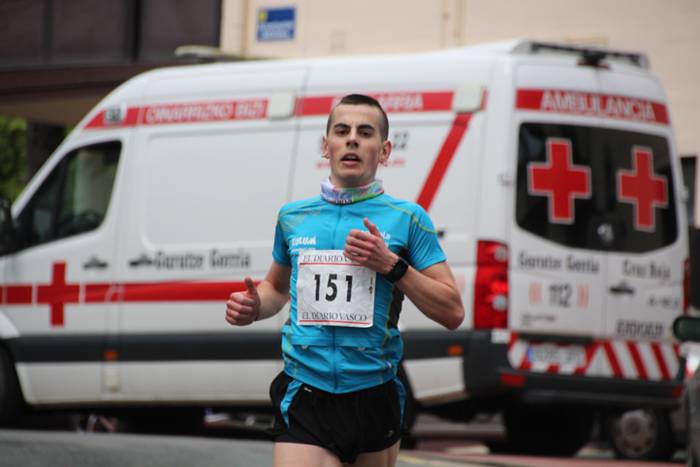 Aitziber Ibarbia eta Julen L 42 1525009107658