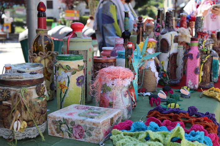 Artisau eta janari postuz be 25 1653821441293