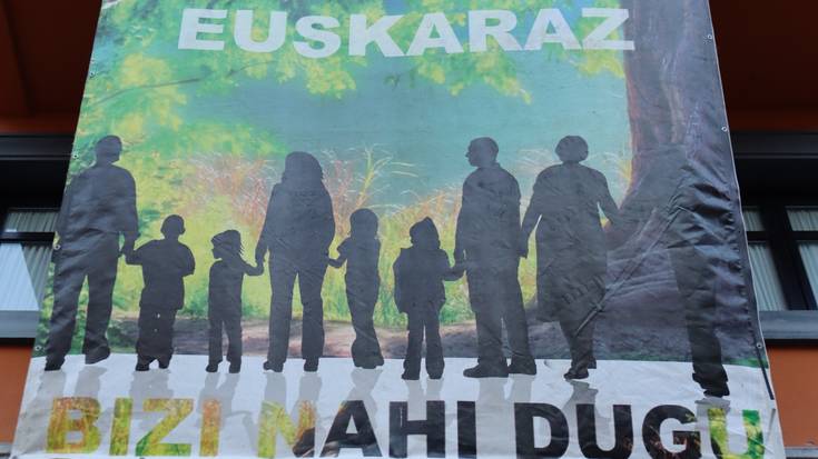 Euskara sustatzeko plan estrategikoak abian dira herrietan