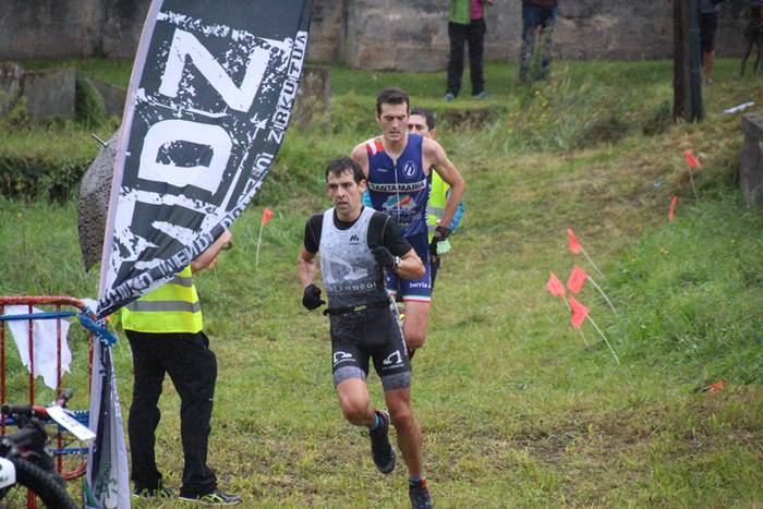 Lokaztuta Amasako XXIV. mendi duatloia 9 1477235126779