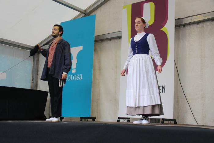 Babarrunaren aitzakian, Eusk 15 1511017391787