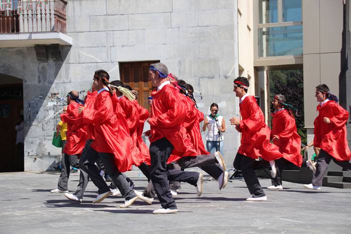 Axeriak dantzan Adunan 70 1471261151651