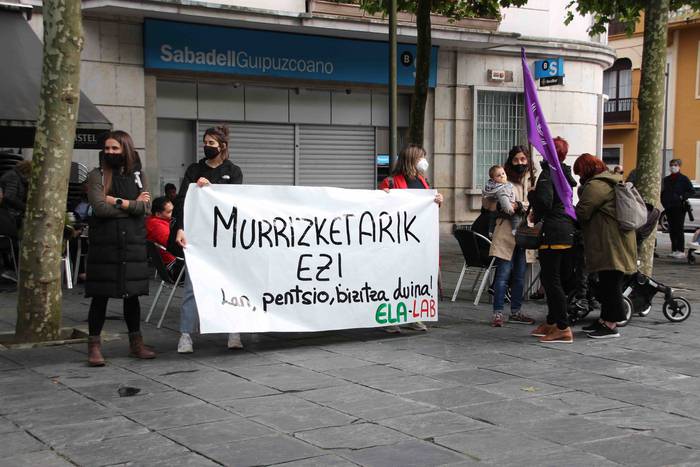 Pentsio duinak eskatuz eskua 10 1621879370956