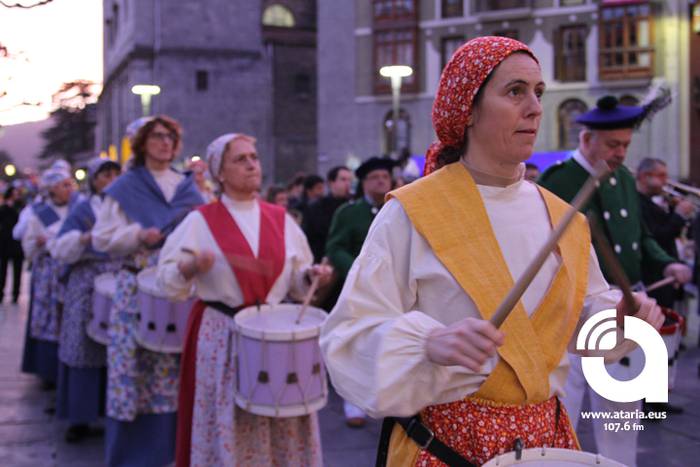 Helduak danborrei eraginez 12 1488049829592