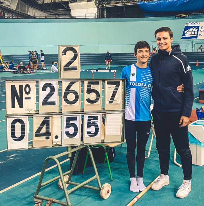 Tolosa CF atletismoko taldee 2 1610534256810