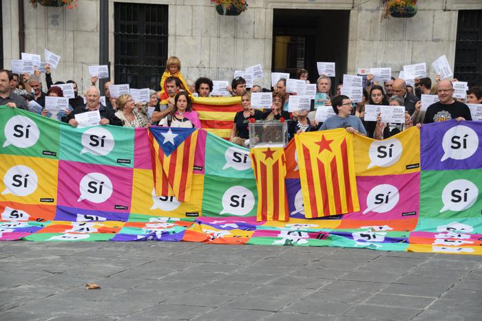 Elkarretaratzea, Kataluinako 2 1506016977993