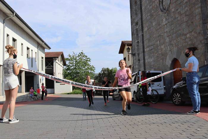 Haur, gazte eta helduen kros 19 1622368786617