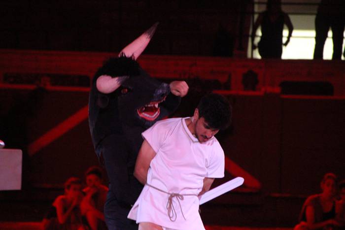 Minotauroaren labirintoa ema 32 1497258669877