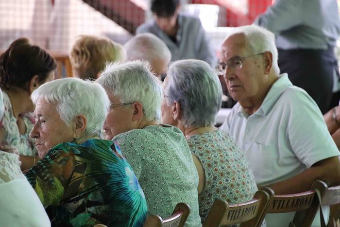 Jubilatuen bazkaria Santioak 28 1658938147721