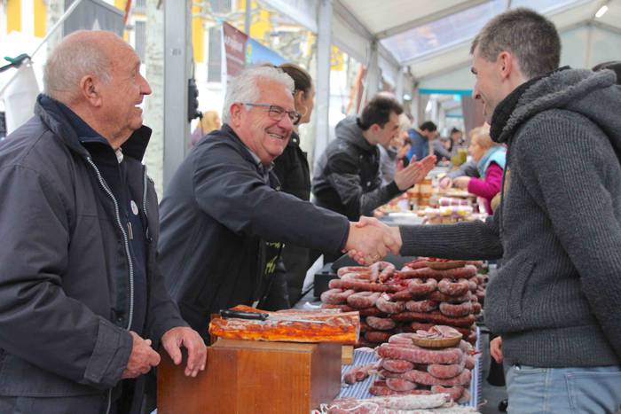 Tolosako Gabonetako Azoka Berezia 2018 8 1545489402575