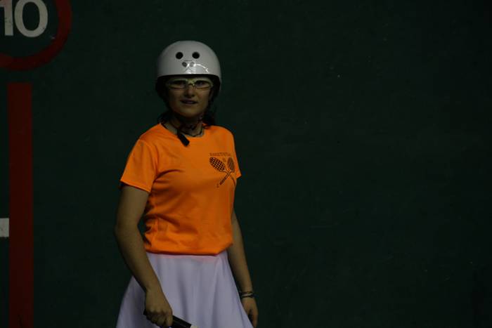 Emakume, raketista eta profe 32 1511035174989