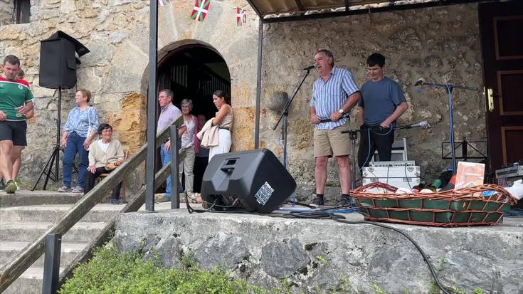 Peñagarikano eta Irazu bertsotan, Santamañako jaietan