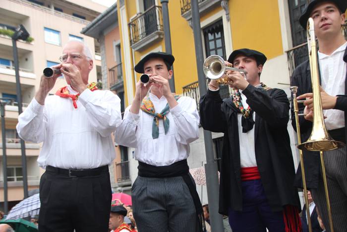 Udaberri Dantza Dezagun Tolo 153 1504963978312