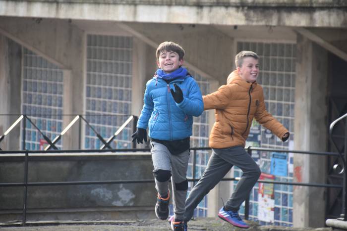 Euskaraz abestu, margotu, jo 11 1512312985296