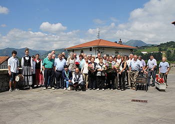 Kanpai hotsekin hasiko dituzte festak Belauntzan