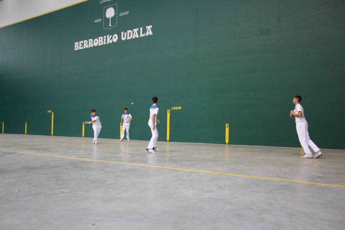 Berrobiko Urreburu pilotalek 52 1664038235075