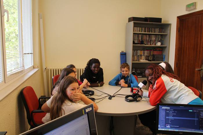 Samaniego ikastetxearen bisita Atarian 29 1465988963352