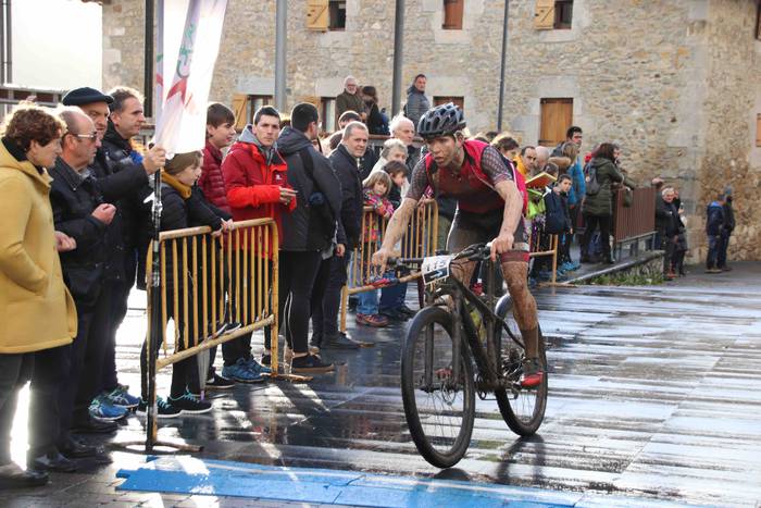 Eneko Gurrutxaga, Adunan ira 32 1574532573437