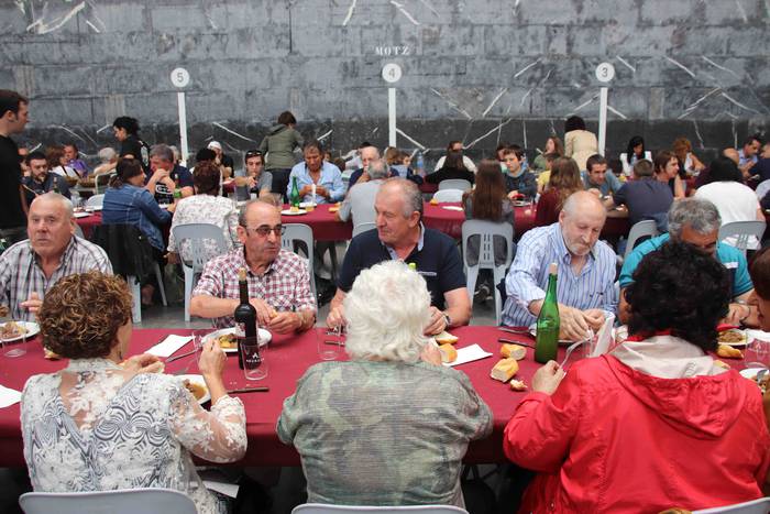 Frontoia bete da txekorra ja 7 1565532403781