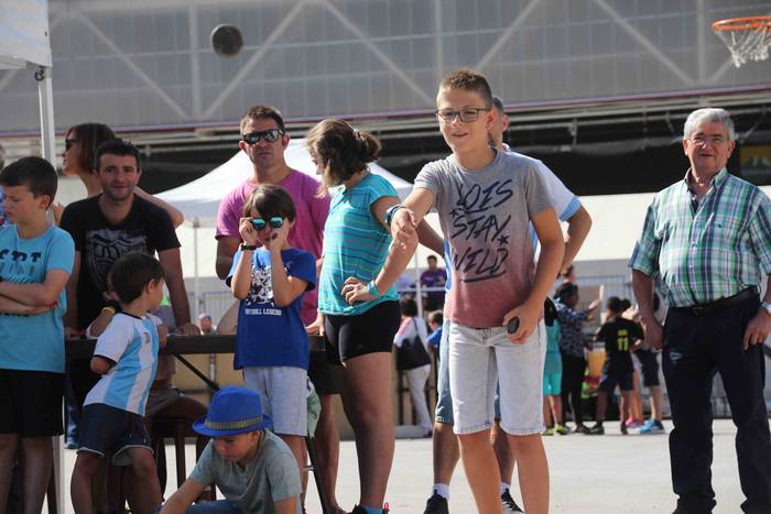 Kirol pixka bat, festan bete 6 1566471414798