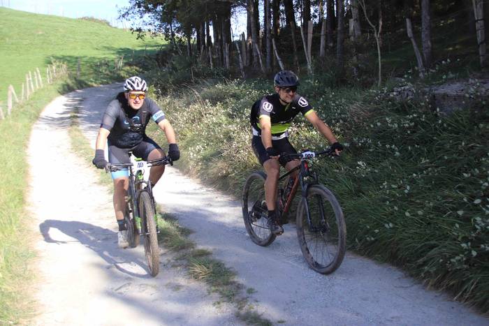 Irrintzi Txirrindularitza El 4 1633182213761