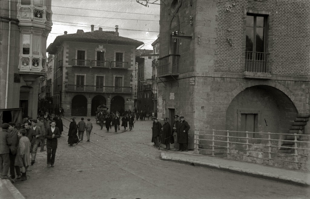 Lizardi etorri dun hitaz galdezka