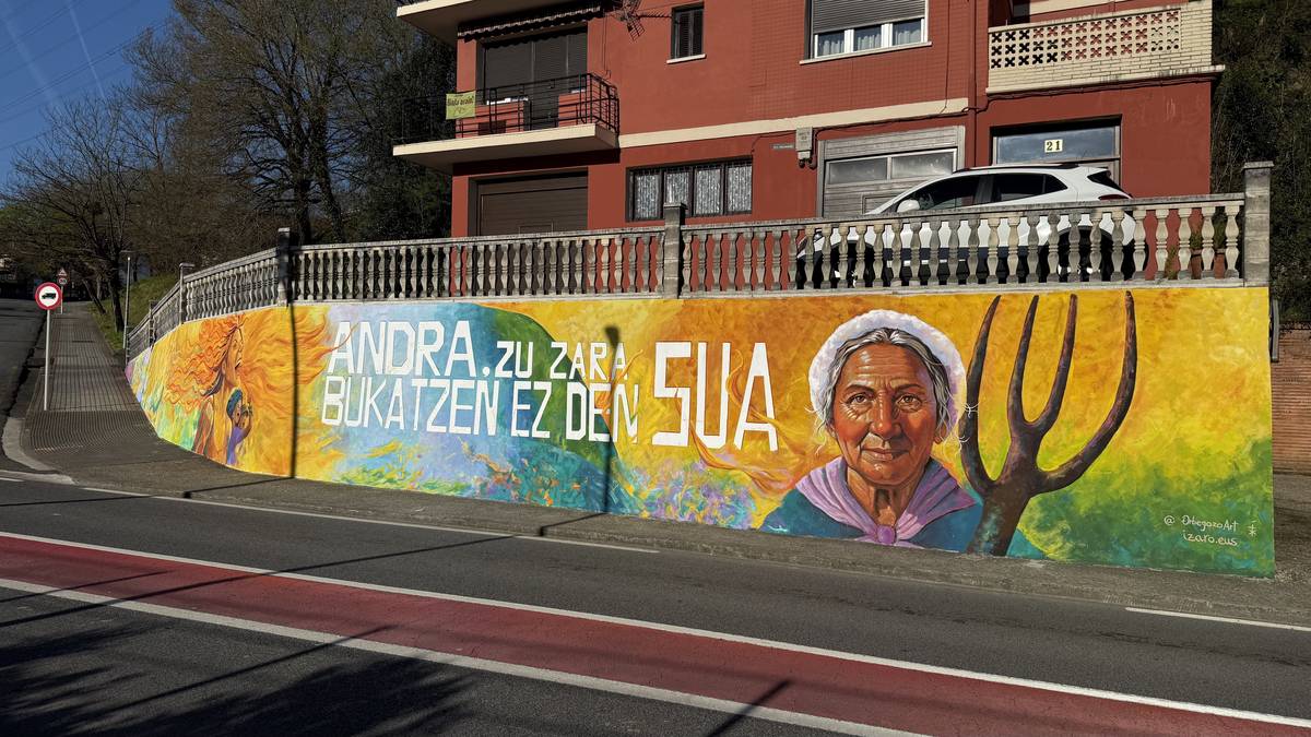 Emakumeak omentzeko horma-irudia