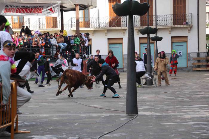 Soka zintzilik eta muturrak  12 1646140691287