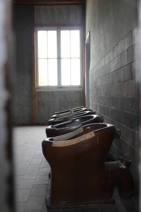 Dachau, Alemania. Presoen komunak kontzentrazio eremuan.