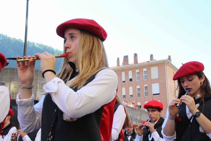 Festa hizki larriz - 143