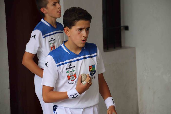 Txikiek pilotari handiak dir 29 1565875086520