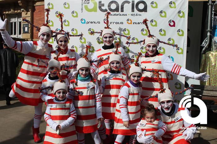 Photocoll-ean jartzeak saria 18 1488129981704