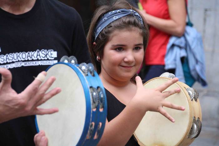 Alegia elkartasun eguna hasi 13 1570880644472