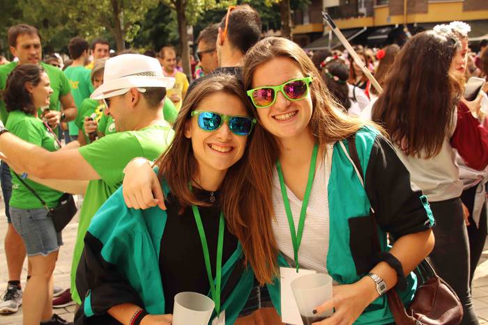 Kalean gora eta behera, kuad 29 1564506804178